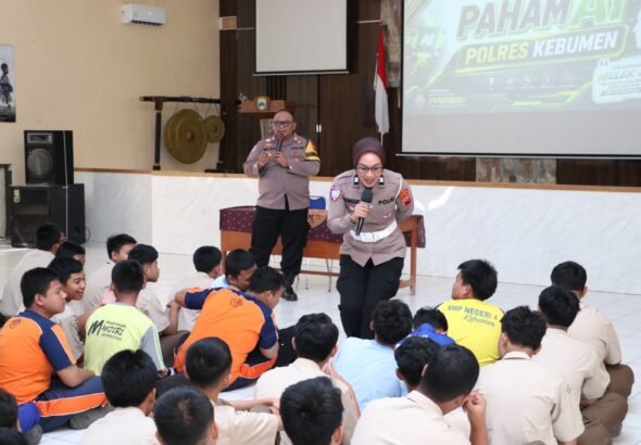 Polres Kebumen mulai menyasar pelajar untuk memperkuat literasi kecerdasan buatan atau Artificial Intelligence (AI). FOTO: Imam06/PORTALBMI.ID