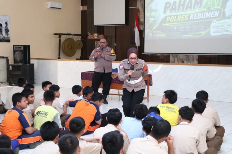 Polres Kebumen mulai menyasar pelajar untuk memperkuat literasi kecerdasan buatan atau Artificial Intelligence (AI). FOTO: Imam06/PORTALBMI.ID