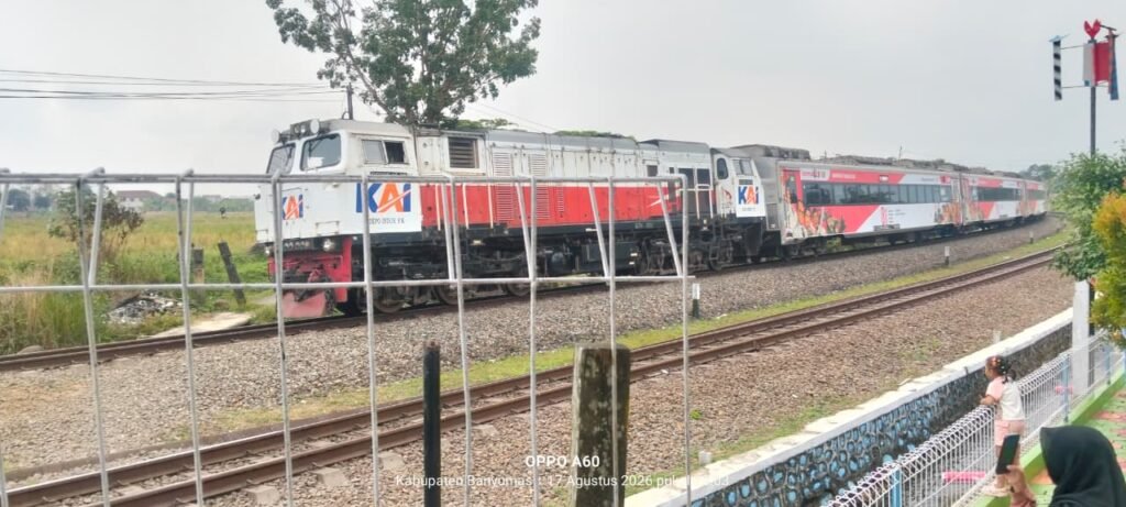 Ruang yang sebelumnya terbengkalai kini dimanfaatkan sebagai kawasan tongkrongan sekaligus wahana edukasi bagi anak-anak. FOTO: Imam06/PORTALBMI.ID