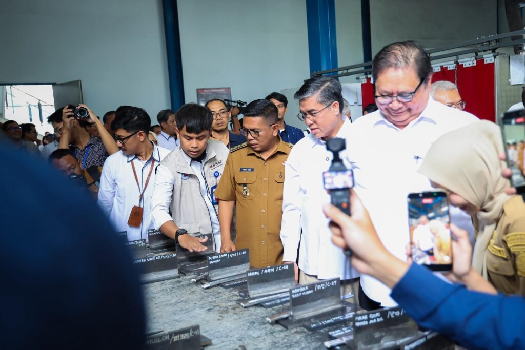 Menteri Koordinator Bidang Perekonomian Airlangga Hartarto mengatakan, investasi merupakan motor utama penciptaan lapangan kerja secara formal. FOTO: PORTALBMI.ID