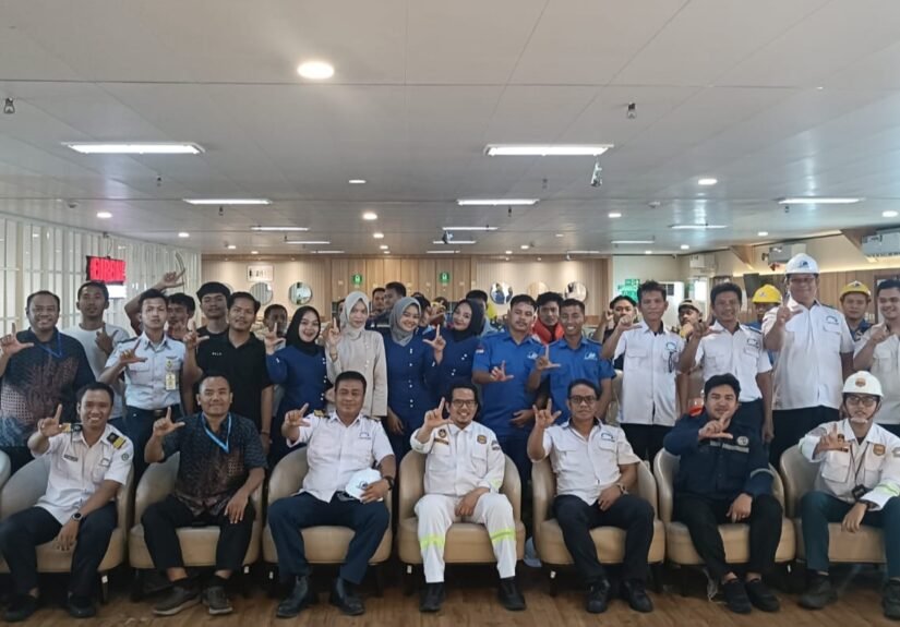 KSOP Kelas I Banten melakukan pendampingan pelaksanaan simulasi fire drill dan abandon ship pada KMP Erine dan KMP Rhisel yang dioperasikan PT Pelayaran Surya Timur Line (STL) Grup Cabang Merak. FOTO: PORTALBMI.ID
