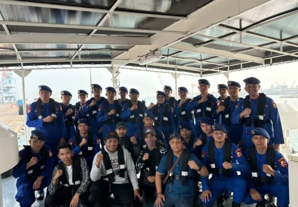 PWI Provinsi Banten mengirimkan lima orang perwakilan delegasi untuk terjun langsung dalam misi pencarian di perairan Selat Sunda, Minggu (13/09/2026). FOTO: PORTALBMI.ID