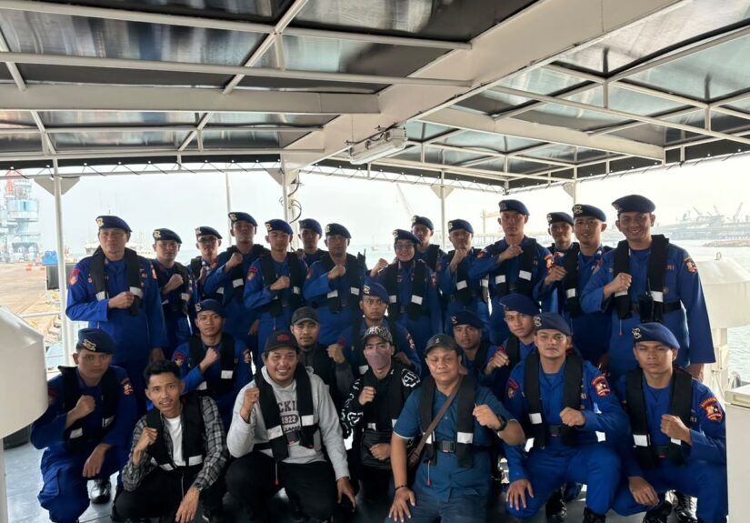 PWI Provinsi Banten mengirimkan lima orang perwakilan delegasi untuk terjun langsung dalam misi pencarian di perairan Selat Sunda, Minggu (13/09/2026). FOTO: PORTALBMI.ID